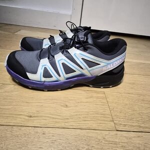Salomon Women's Gray and Purple Athletic Shoes